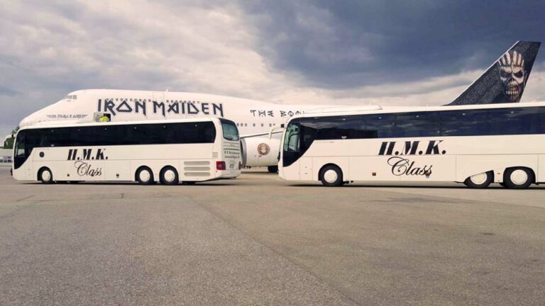 Tour Lounge Iron Maiden Bus