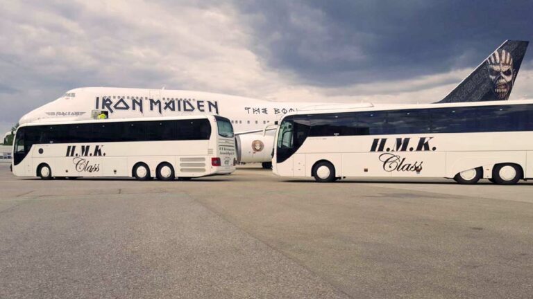 Tour Lounge Iron Maiden coach